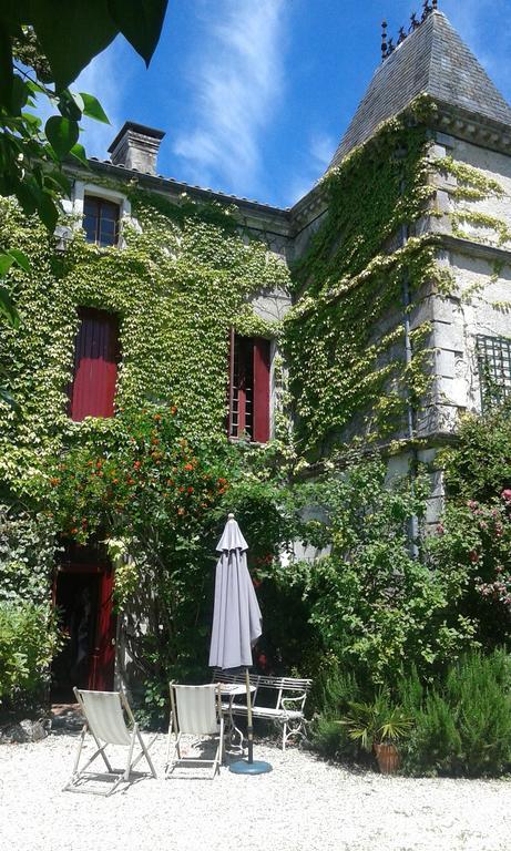 La Cure Du Maine Charles Bed & Breakfast Birac  ภายนอก รูปภาพ